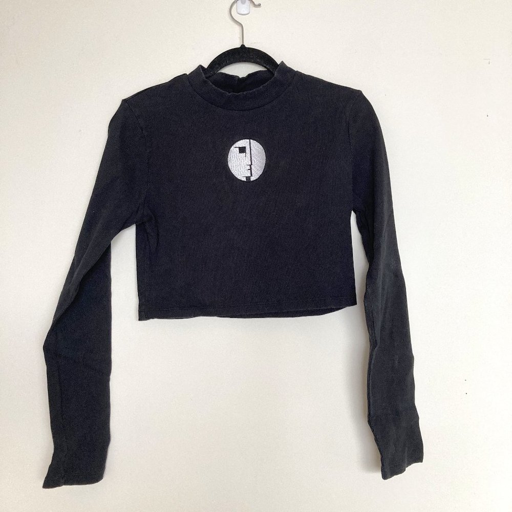 Vintage Black Retro Long Sleeve Mock Neck Crop Top 80s Geometric Graphic Emblem